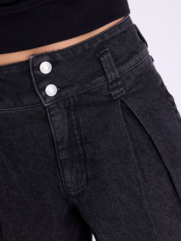 Iman Pleated Barrel